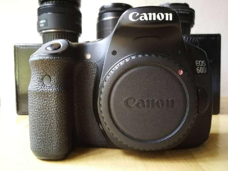 Canon EOS 60D Accesorios+ Tres lentes