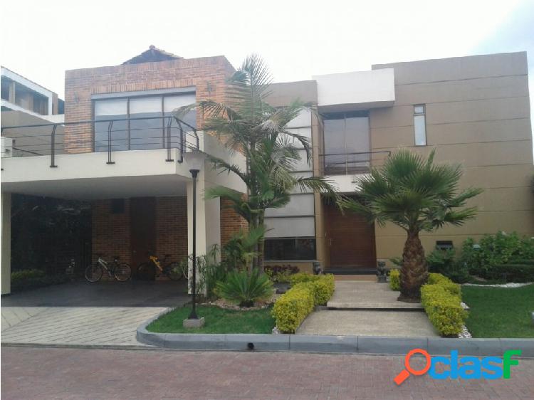 Casa Campestre Conjunto Club House en Venta Chia