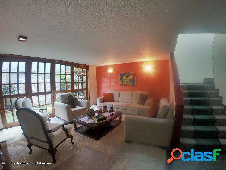 Casa en Arriendo Malibu(Bogota) EA Cod 20-886