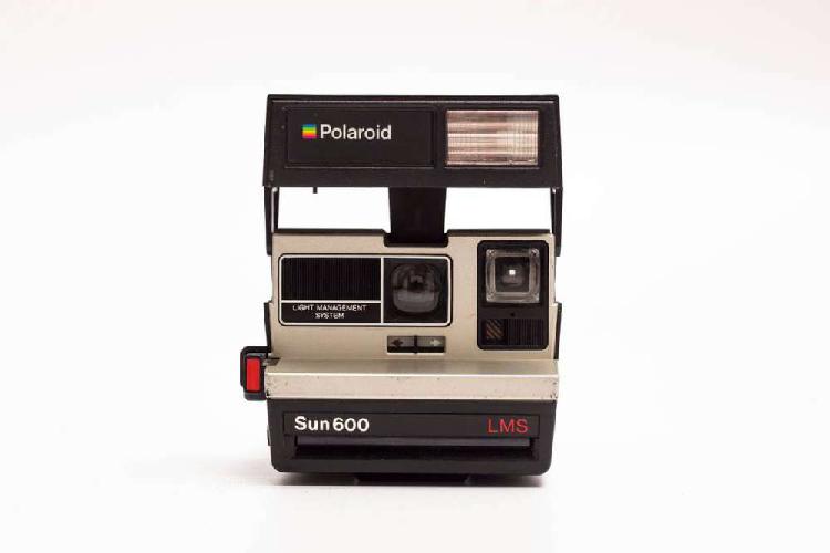 Cámara instantánea Polaroid Sun 600