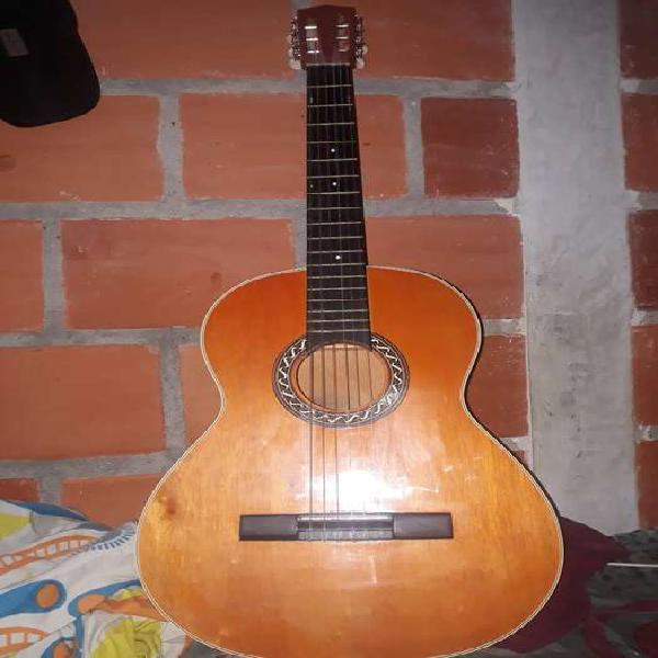 Guitarra Acústica