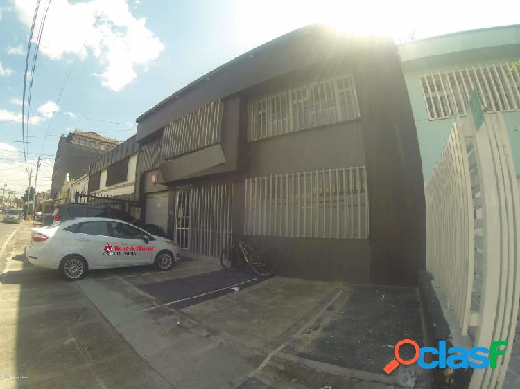 Oficina en Arriendo La Castellana 20-1056 ACFM