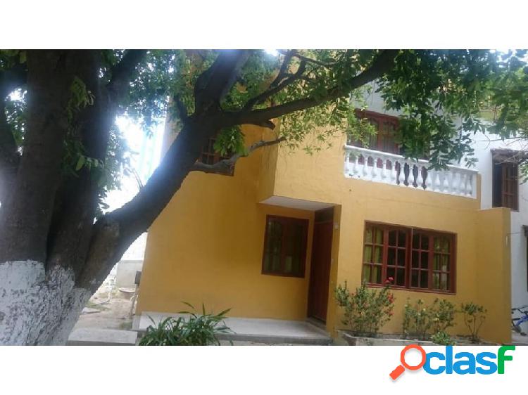 SE VENDE LINDA CASA EN SANTA MARTA