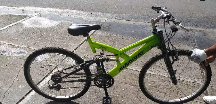 Se vende bicicleta todo terreno