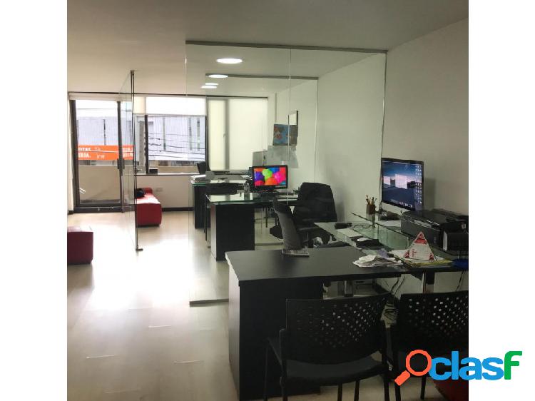 VENDO OFICINA CALLE 73 REMODELADA