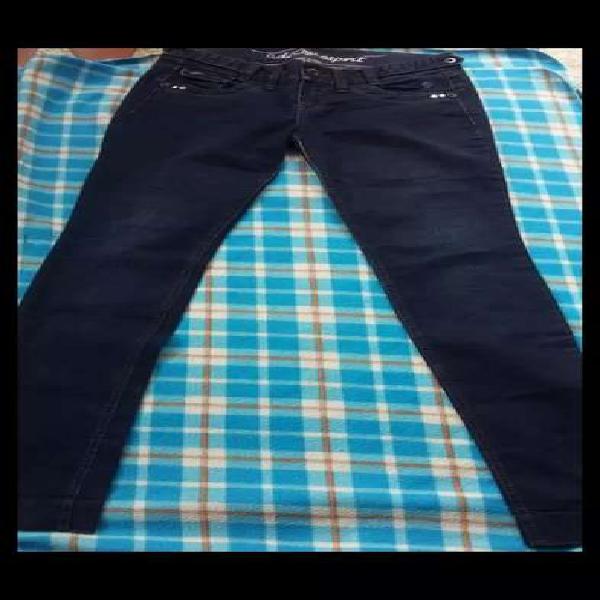 Vendo jeans usados talla 6_8