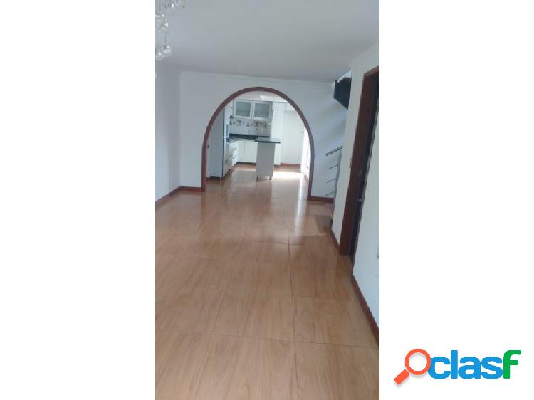 Venta casa en condominio