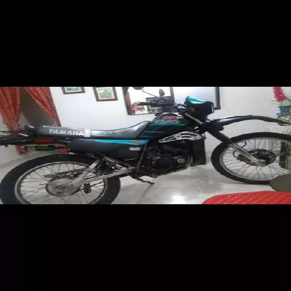 Venta moto DT 100