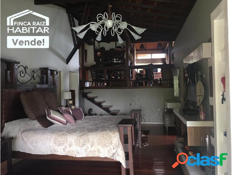 CASA AMOBLADA EN CONJUNTO CERRADO