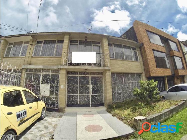 Casa en Gran America(Bogota) RAH CO: 20-345