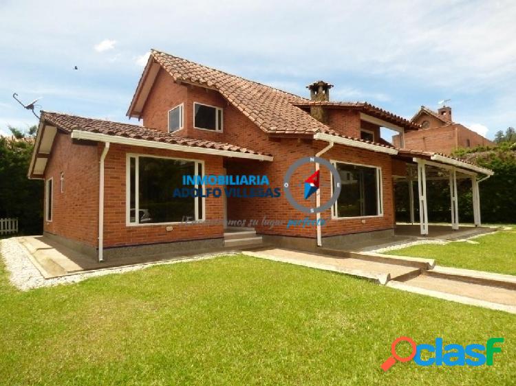 Casa para venta en el Retiro 2711