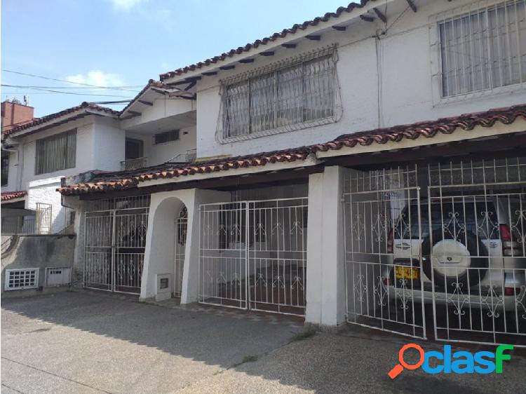 VENTA CASA PISO 1 PROPIE. HORIZ. LOS CHORROS CALI