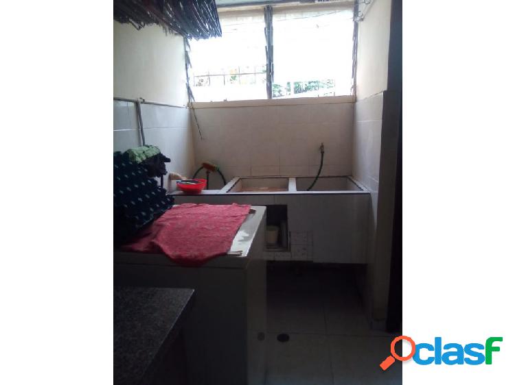 VENTA HERMOSO APARTAMENTO NUEVA TEQUENDAMA