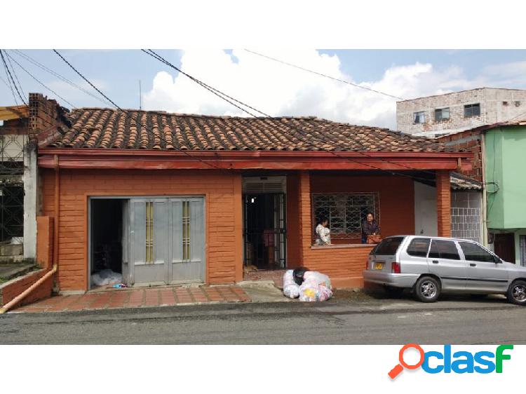 Casa-lote en venta en Fontidueño, Bello,