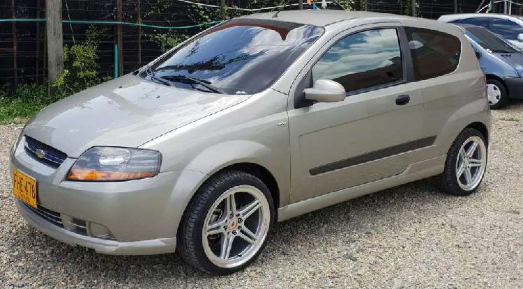 AVEO GTI MOD 2009 FULL EQUIPO RIN 17 HERMOSO VENCAMBIO