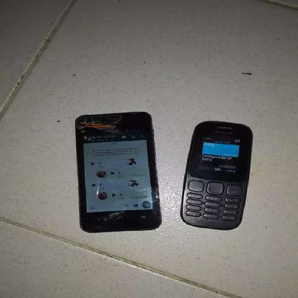 Dos celulares un huawei y un nokia uno es smarfon y el otro