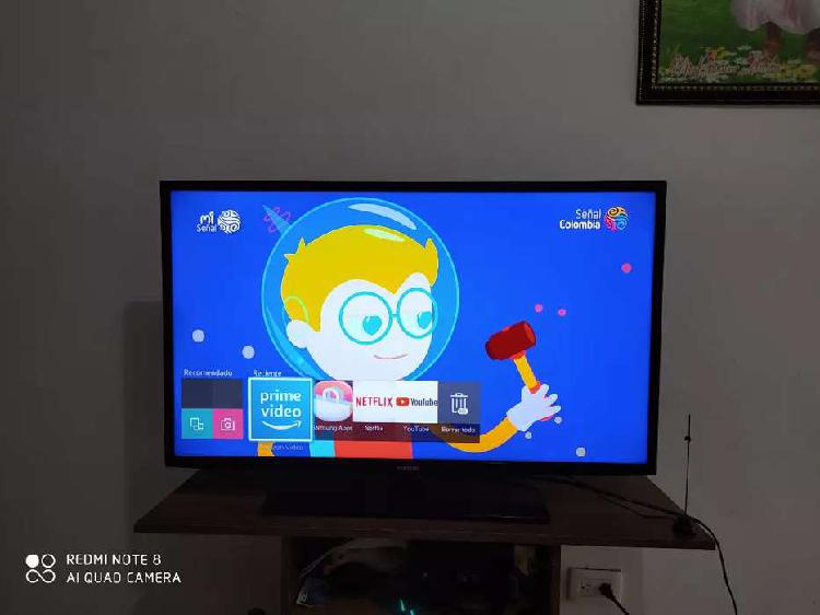 Tv SmarTv De 32" Full HD Perfecto Estado Samsung