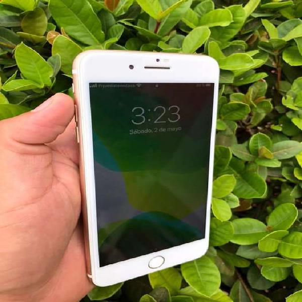 Vendo iphone 7 plus 1 año de garantia