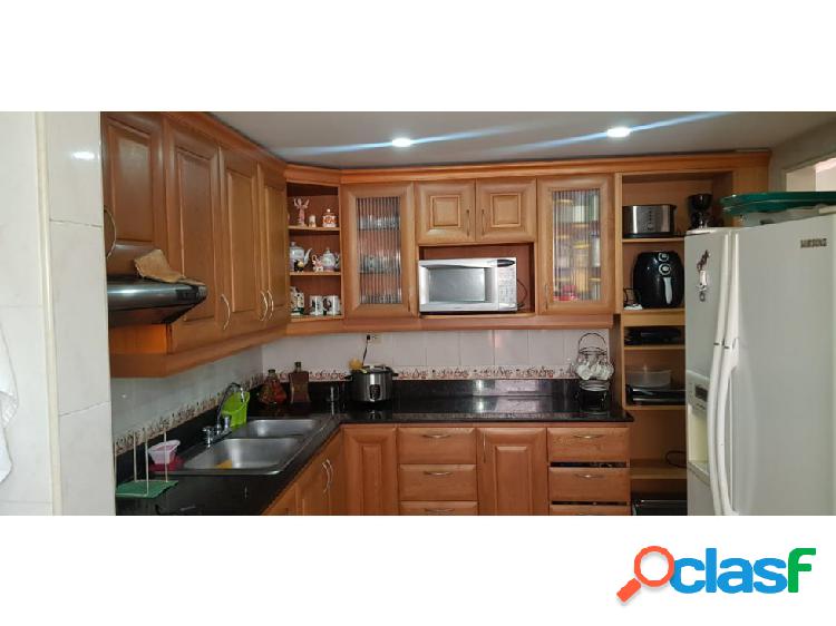 APARTAMENTO EN VENTA EL POBLADO