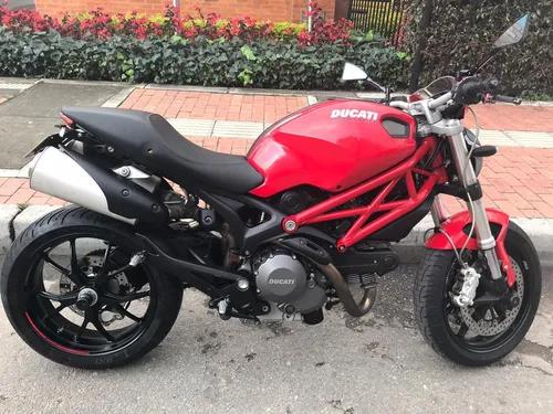 Ducati Monster 796 R