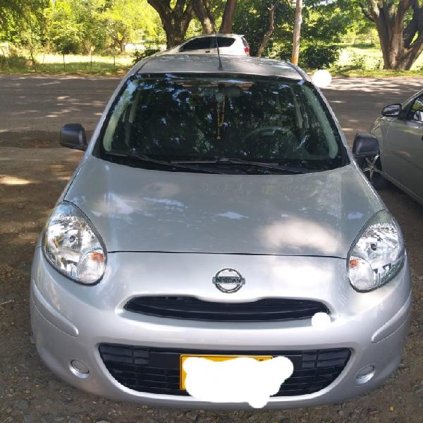 Vendo lindo Nissan March