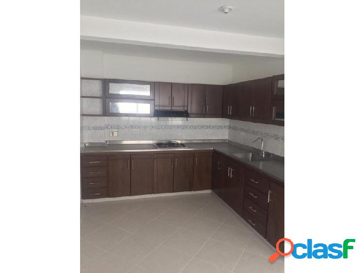 APARTAMENTO AMPLIO E ILUMINADO ENVIGADO