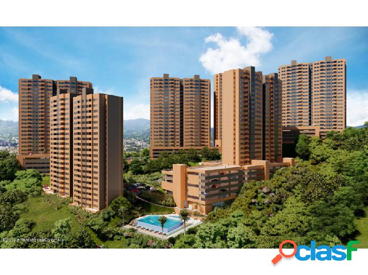 Apartamento en Centro de la Moda RAH CO: 20-300