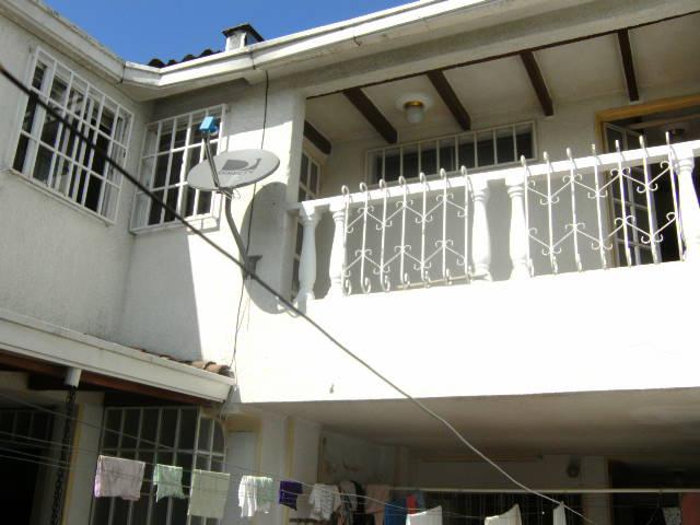 vendo Casa Unifamiliar de 2 pisos, Barrio Pomona