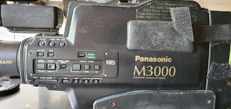 C053 CÁMARA DE VIDEO PANASONIC VHS CLÁSICO DE COLECCIÓN