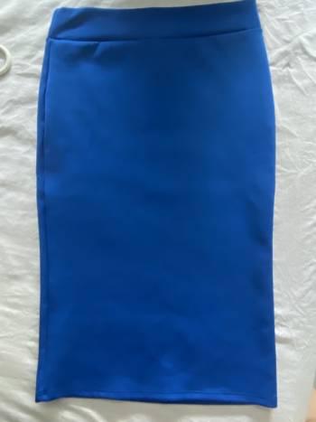 Falda de lapiz azul