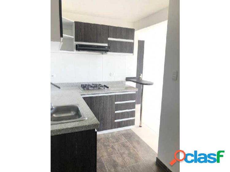 SE ALQUILA APARTAMENTO 10° PISO LLANOS DE CALIBÍO