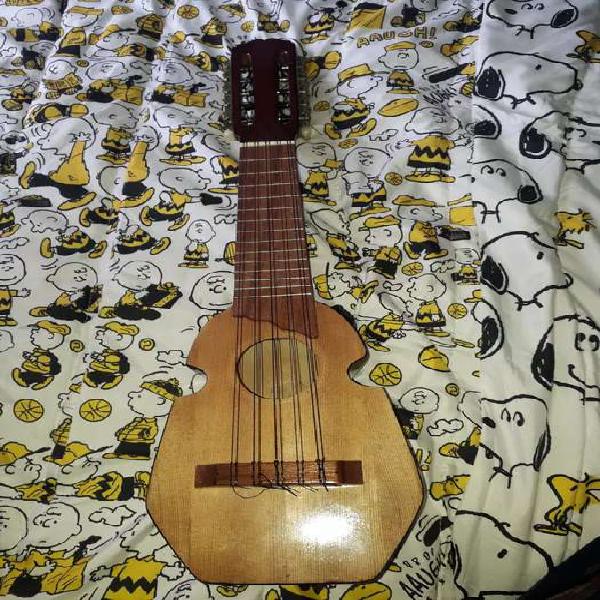 Vendo charango como nuevo