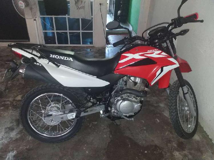 Vendo moto Honda XR 150 L modelo 2020