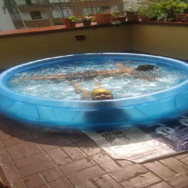 Vendo piscina usada