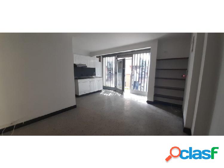 Arriendo Apartaestudio en Conquistadores