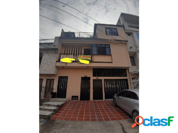 CASA EN CAMBULOS CON APARTAESTUIOS (K.T)