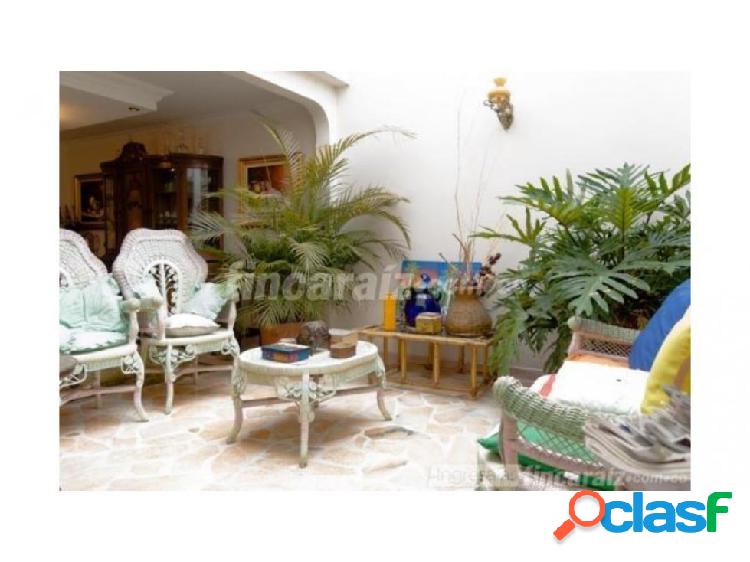 CASA PARA USO COMERCIAL