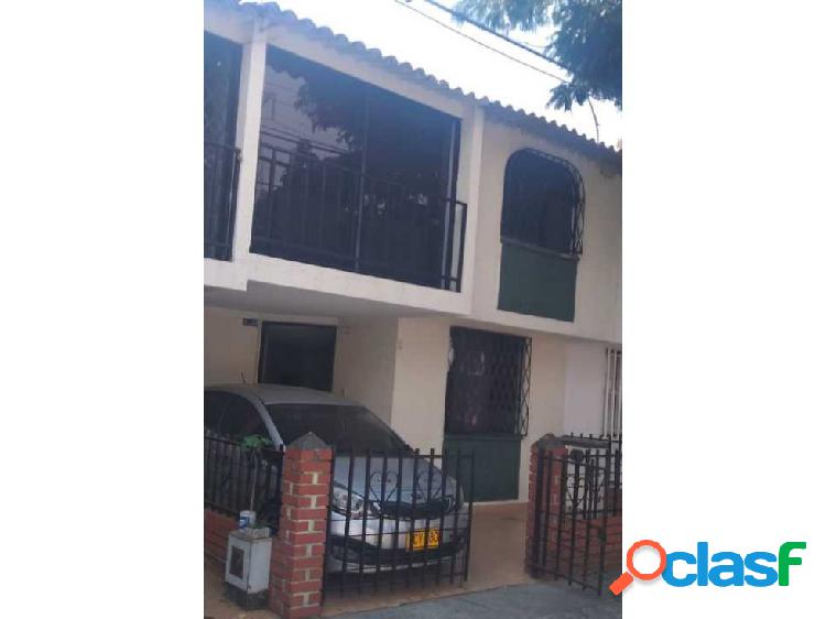 VENDO CASA REMODELADA EN RIBERAS DEL ROSARIO