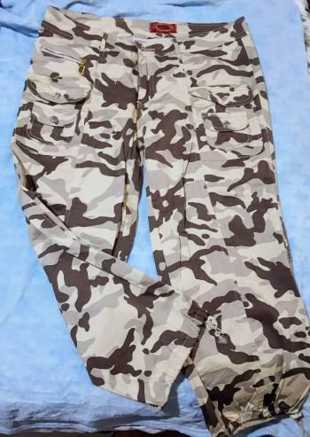 Capri militar americano