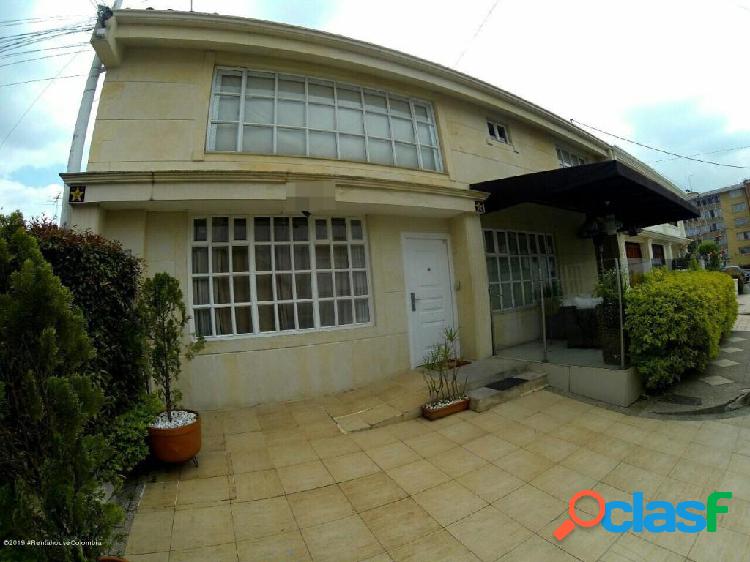 Casa en Arriendo Alhambra:20-873 ACFM