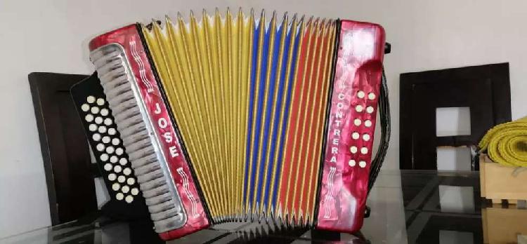 ACORDEON HOHNER ORIGINAL