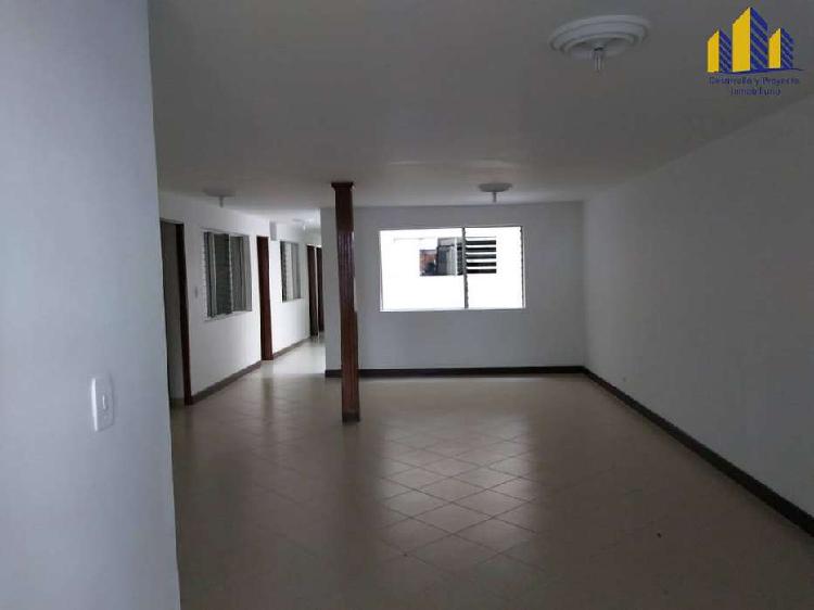 ARRIENDO CASA FLORESTA Código. 2548650