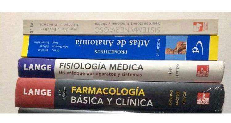 Libros de medicina como nuevos