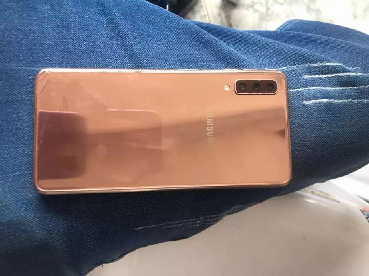 Se vende celular Samsung A7