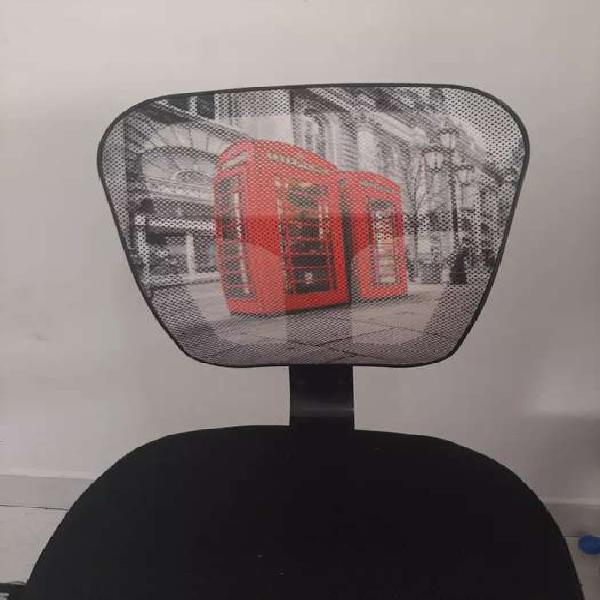 Se vende silla secretarial casi nueva