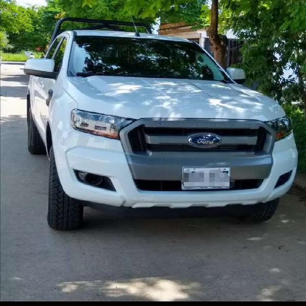 Vendo Ford Ranger Xlt 2019 único dueño con barra antivolco