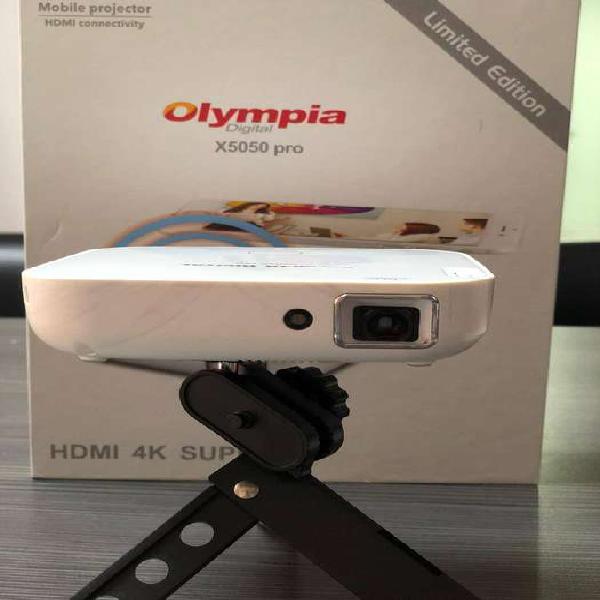 Vendo - Permuto Proyector Video Beams Olympia X5050 Pro