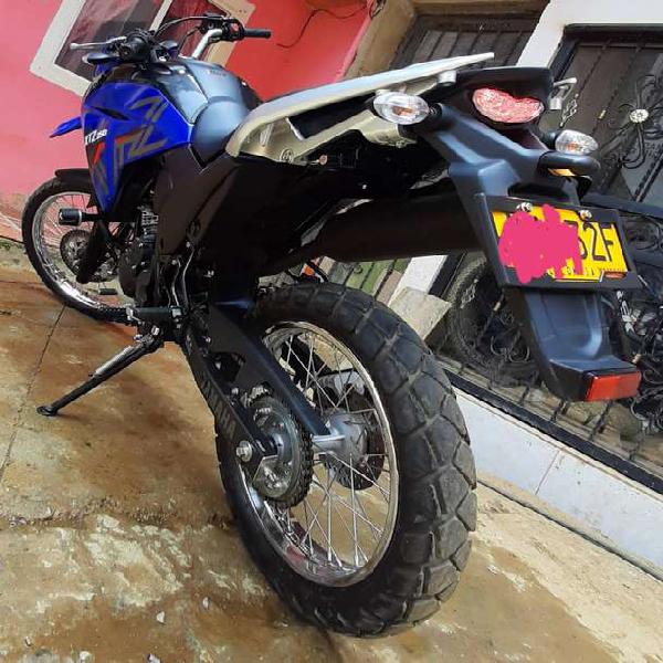 Vendo moto xtz 250 modelo 2020