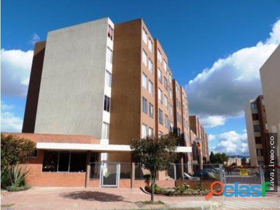 Vendo apartamento, Suba Compartir $145.000.000. 3