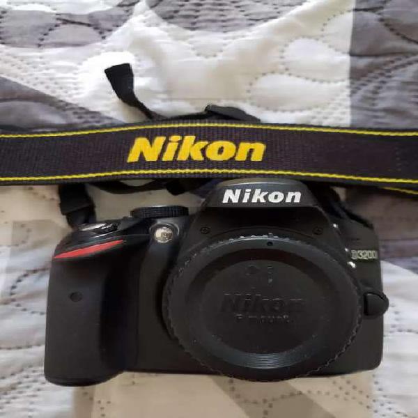 Camara Nikon cuerpo D3200